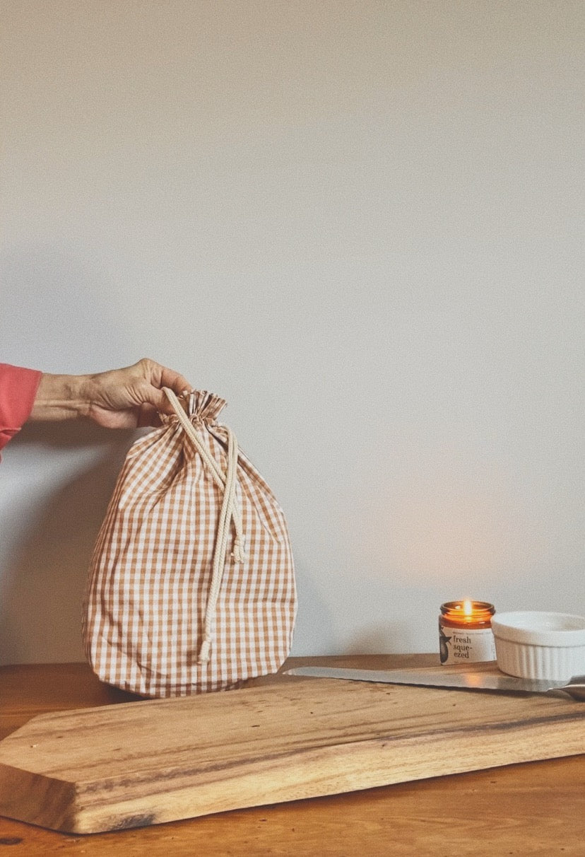 Beeswax-Lined Bread Bag, Brown Gingham